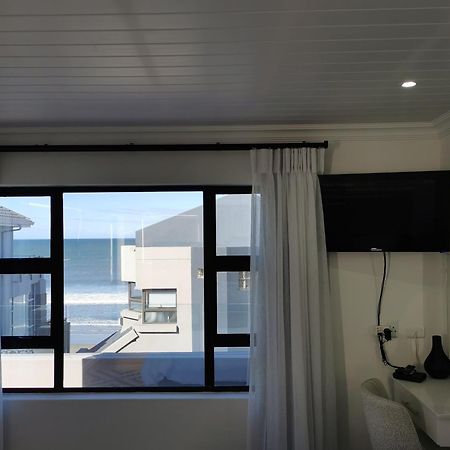 Bay Lodge On The Beach Мозел Бей Екстериор снимка