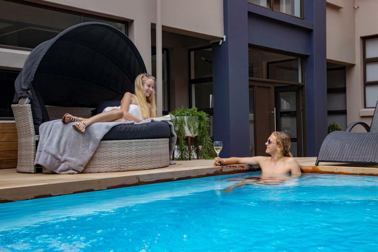 Bay Lodge On The Beach Мозел Бей Екстериор снимка